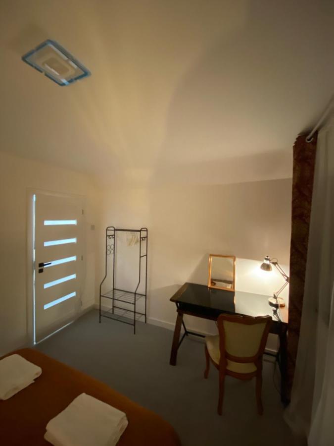 Вилла Hollemeadow Bloxwich Экстерьер фото